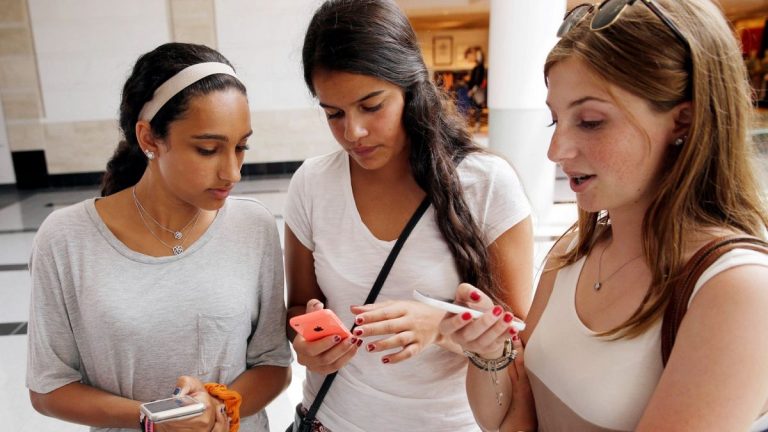 ABD Senatosu çocukları zararlı çevrimiçi içerikten korumak için yasa çıkarmaya hazırlanıyor