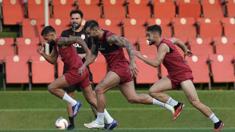 Galatasaray'ın Adana Demirspor takımı belli oldu! Eksik bir şeyler var…