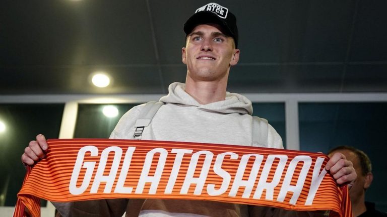 Roland Sallai, Galatasaray tarihindeki ilk Macar futbolcu oldu!