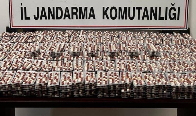 Mersin’de ’25 bin’ uyuşturucu hap ele geçirildi – Son Dakika Türkiye Haberleri