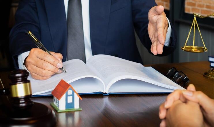 Ceza avukatı ile hukuki süreçlerde doğru adımlar