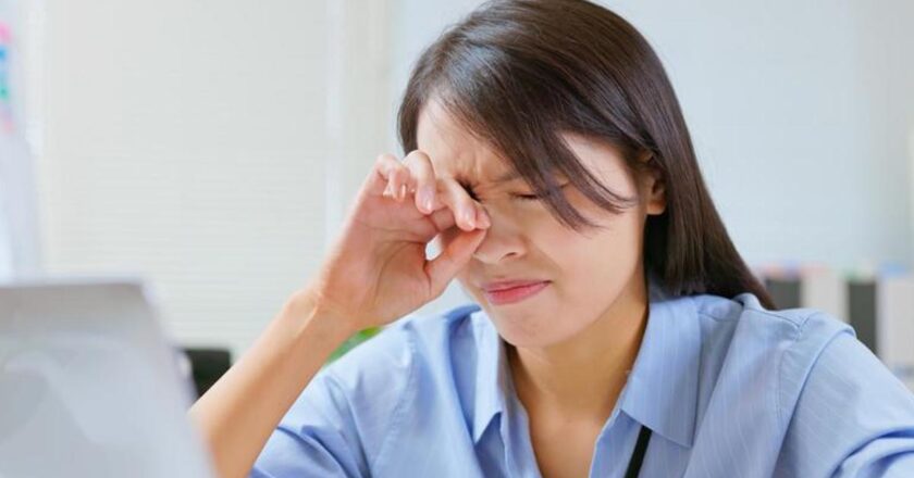 Göz Kuruluğu Belirtileri Nelerdir? Göz Kuruluğu Nasıl Anlaşılır? Tedavi Yöntemleri Nelerdir?