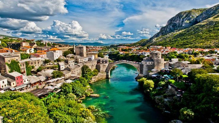 Bosna-Herzegovina'ya gitmeden önce ne bilmeniz gerekiyor: Bosna-Hersek nerede? Vize süreci, resmi tatiller ve tatiller Bosna-Herzegovina'ya gitmeden önce ne bilmeniz gerekiyor: Bosna-Hersek nerede? Vize süreci, resmi tatiller ve tatiller
