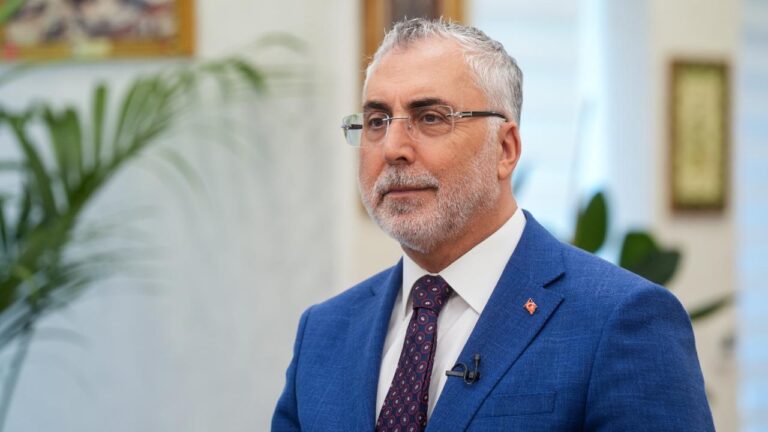 “Hiçbir çalışanımızı enflasyona ezdirmeyeceğiz” – Son Dakika Haberleri