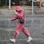 Meteoroloji 2 kenti uyardı: Kuvvetli rüzgar ve sağanak bekleniyor