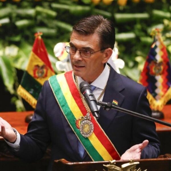 Yeni Bolivya Devlet Başkanı Paz yemin ederek göreve başladıDünya Haberleri